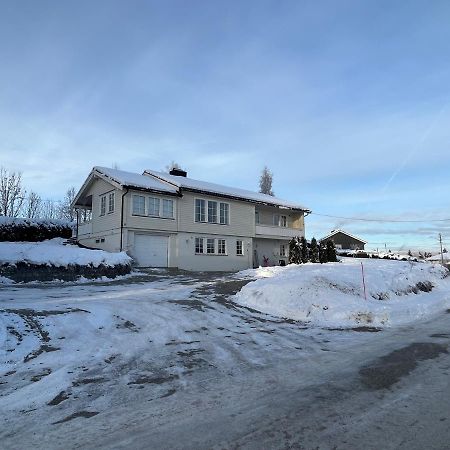 Koselig Rom I Rolige Omgivelser Amot Kültér fotó
